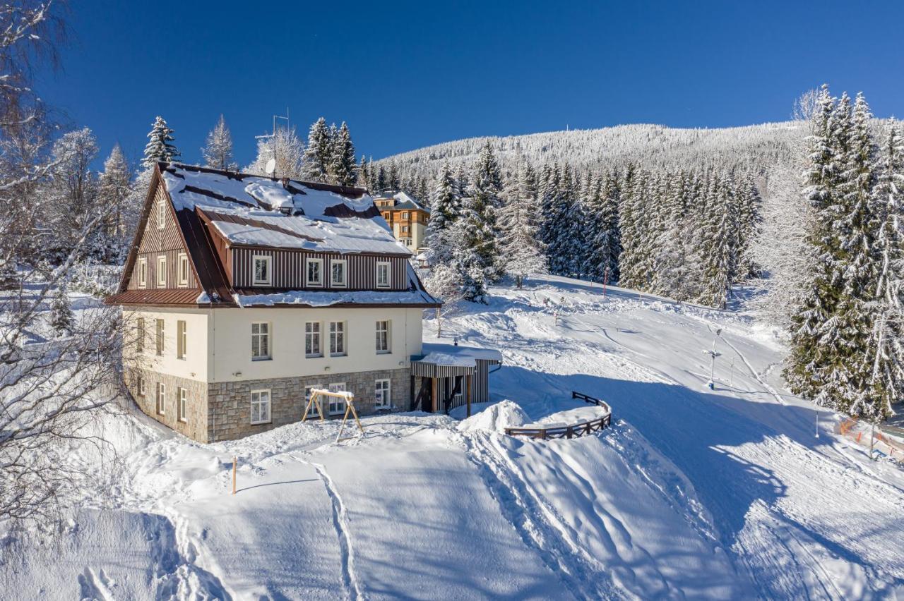 Hotel Minerva Špindlerŭv Mlýn Exterior foto